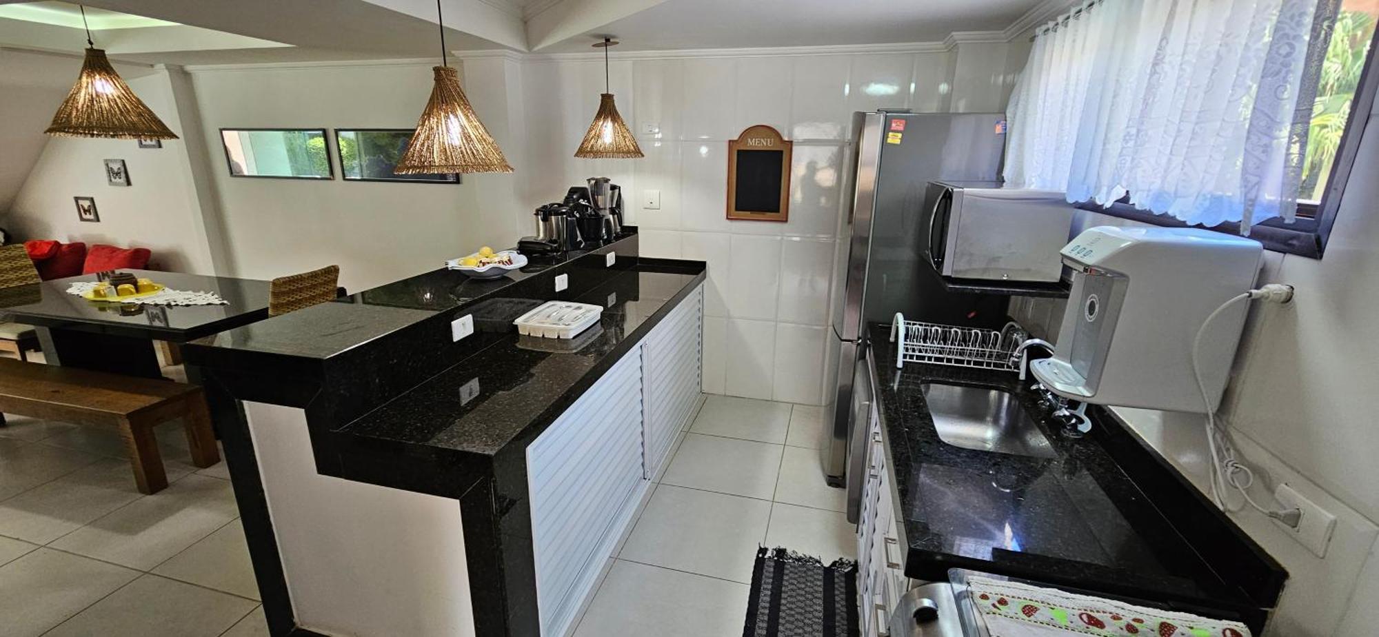 Casa Em Enseada - Pereque Mirim - * Ubatuba